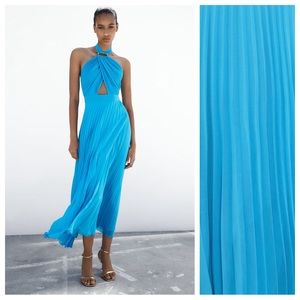 NWT. Zara Bluish Cut Out Pleated Halter Midi Dress. Size M Blogger fave!